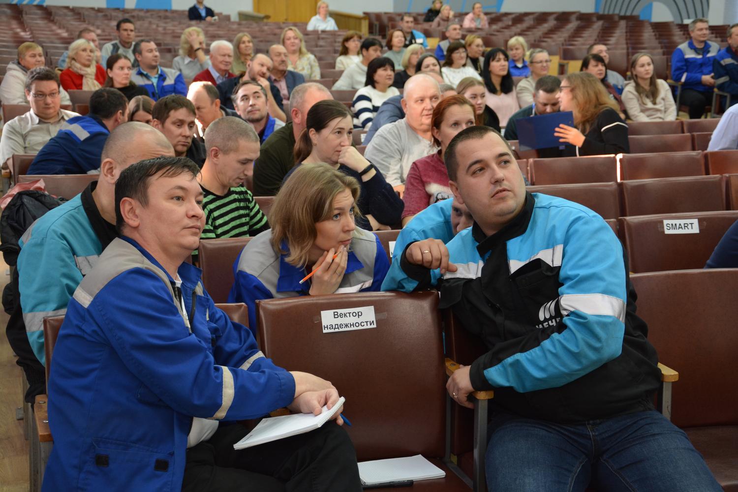 Завод «Ижсталь» провел битву эрудитов